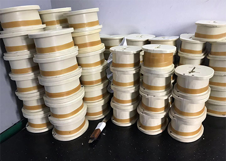 硅膠灌模出現(xiàn)冒泡，啥情況